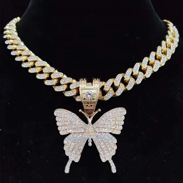 Collier Pendentif Papillon Étincelant