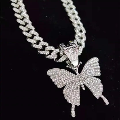 Collier Pendentif Papillon Étincelant